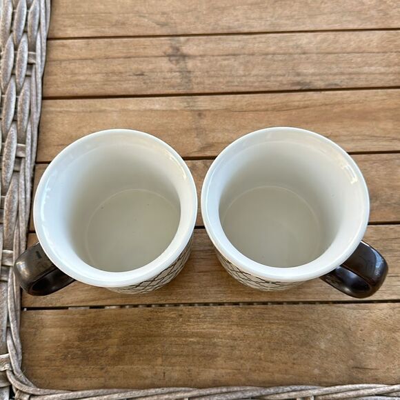 Stoneware Chunky Drinking Mugs (2) - Picture 4 of 6